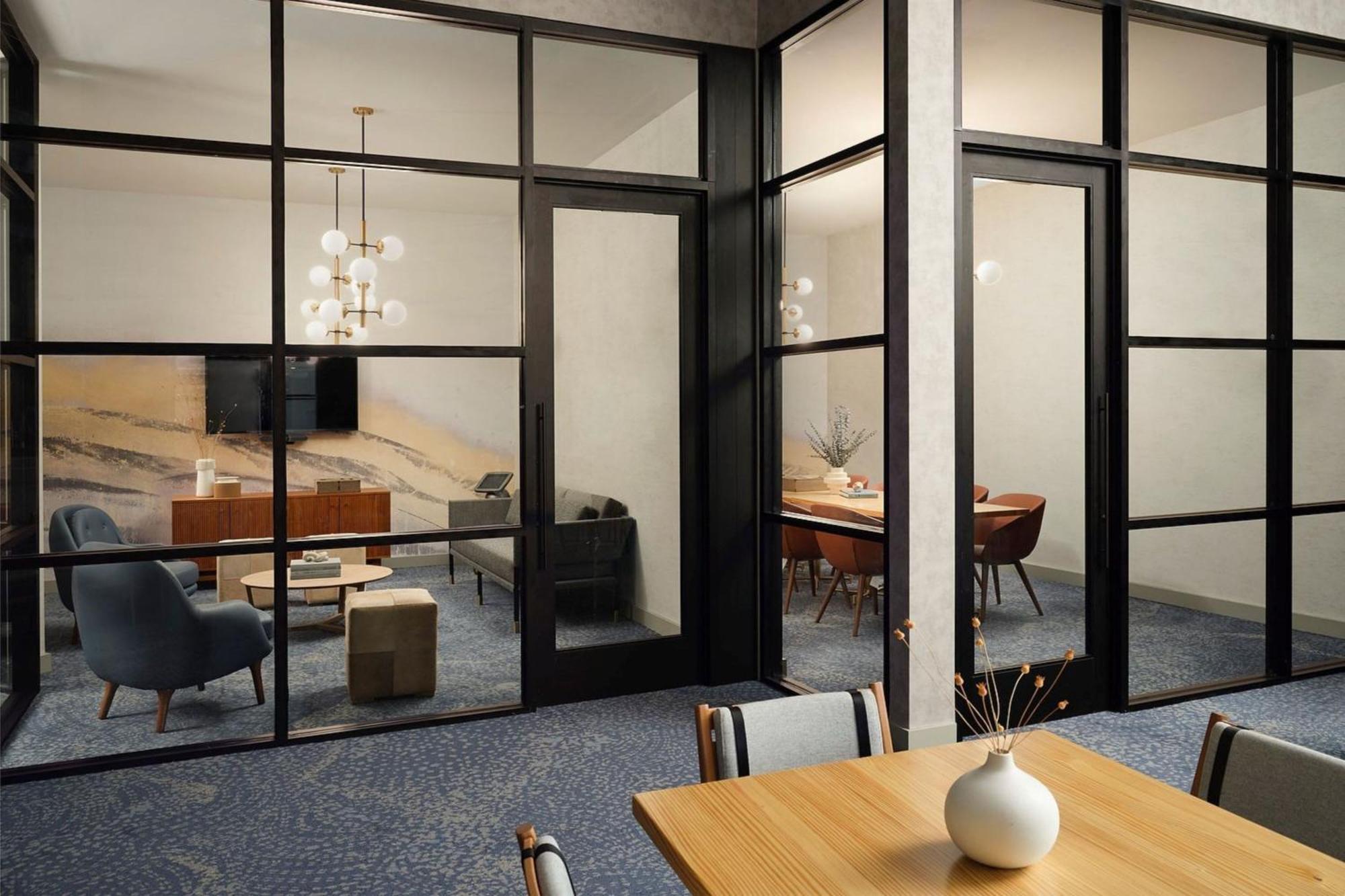 Sheraton Grand Rapids Airport Hotel Cascade Eksteriør bilde